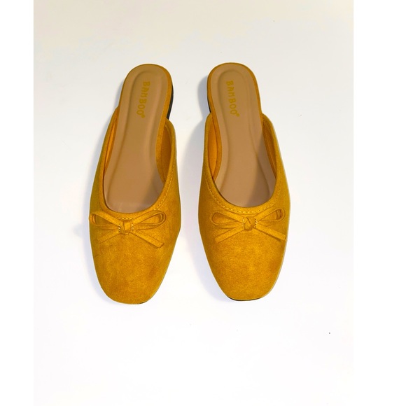 ballet flat mules